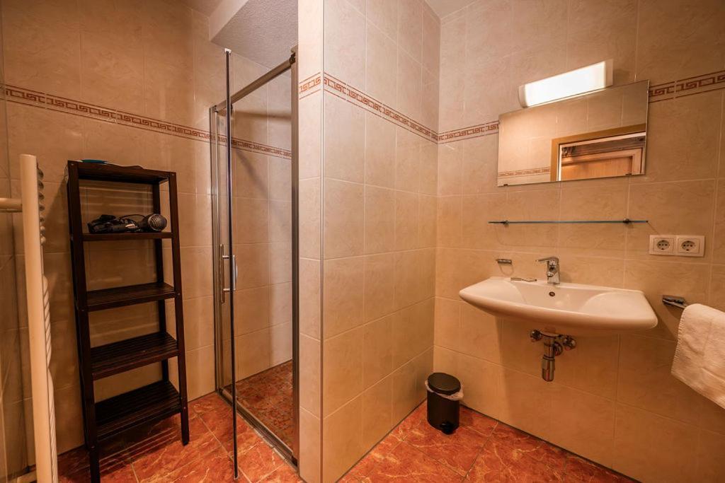 Chalet Zur Rose Berwang Bagian luar foto