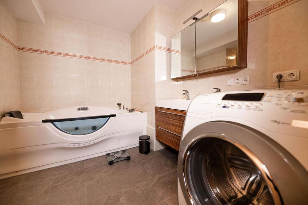Chalet Zur Rose Berwang Bagian luar foto