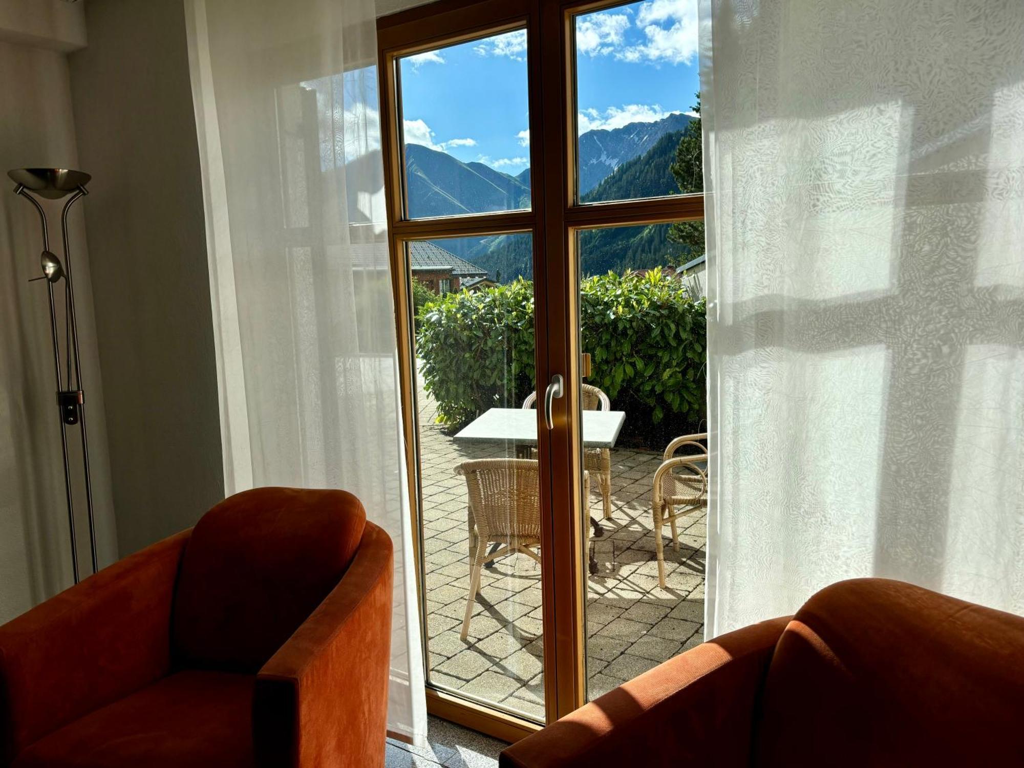 Chalet Zur Rose Berwang Bagian luar foto
